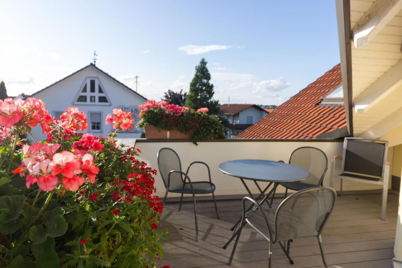 Gaestehaus Burgblick Bisingen Exterior photo