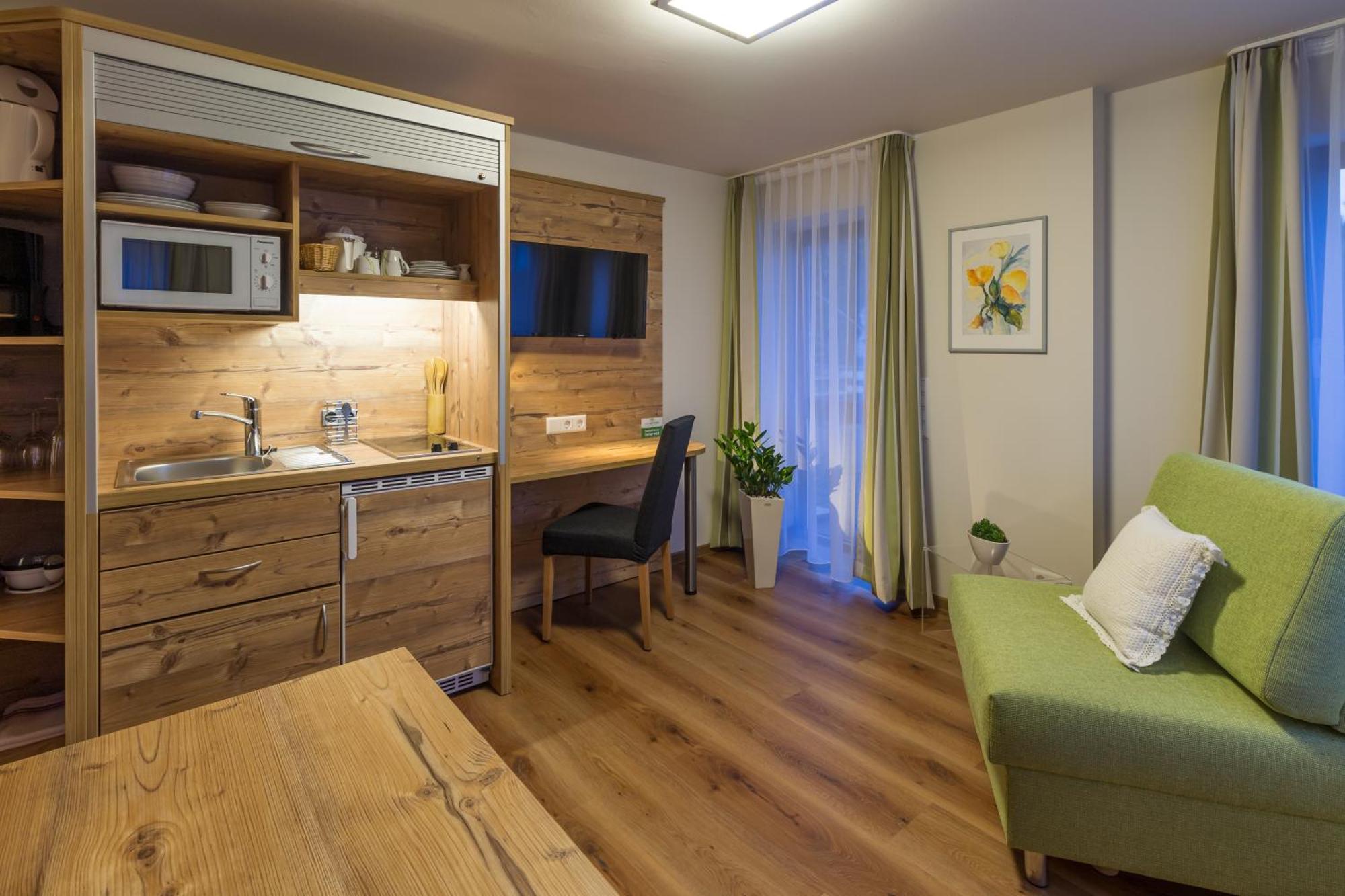Gaestehaus Burgblick Bisingen Room photo