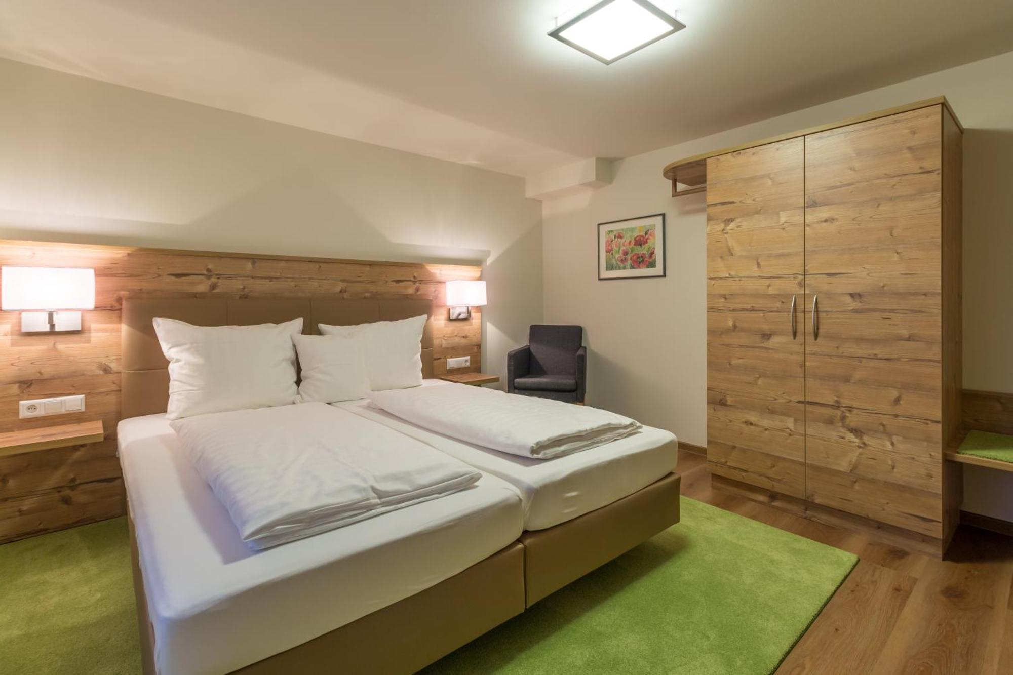 Gaestehaus Burgblick Bisingen Room photo